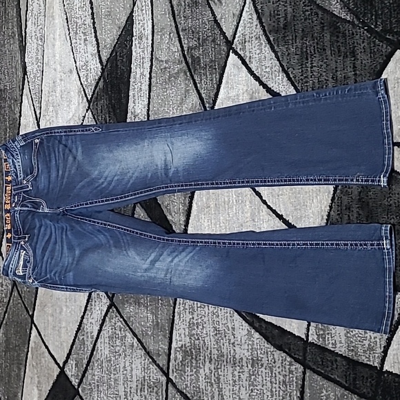 ROCK REVIVAL BETTY EMBROIDERED RHINESTONES EASY FIT BOOT-CUT DENIM JEAN - Picture 4 of 14